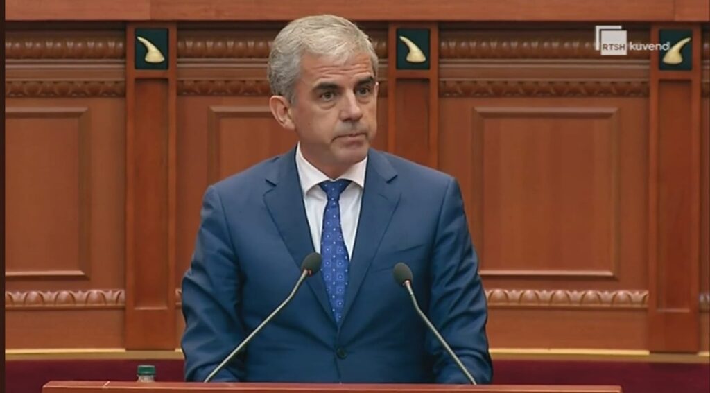 Fjalimi në Kuvend/ Deputeti i Kukësit Flamur Hoxha: E varfëruat dhe më pas i vutë edhe traun